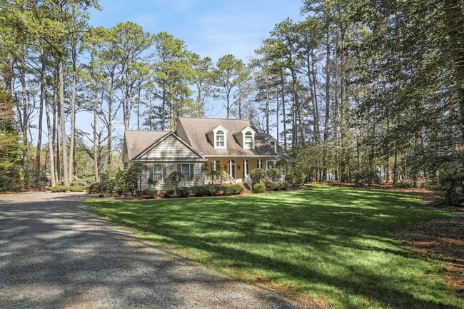 Building Photo - 14279 Eastfield Dr