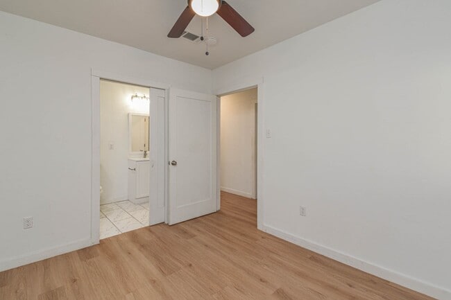 Building Photo - 5880 Beech Dr