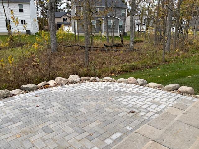 Building Photo - 9272 Hemlock Ln