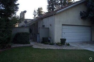 Building Photo - 1022 Camphor St