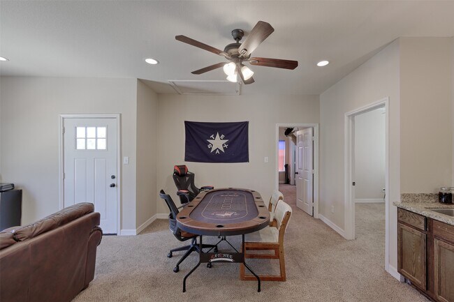 Building Photo - 1122 Detroit St