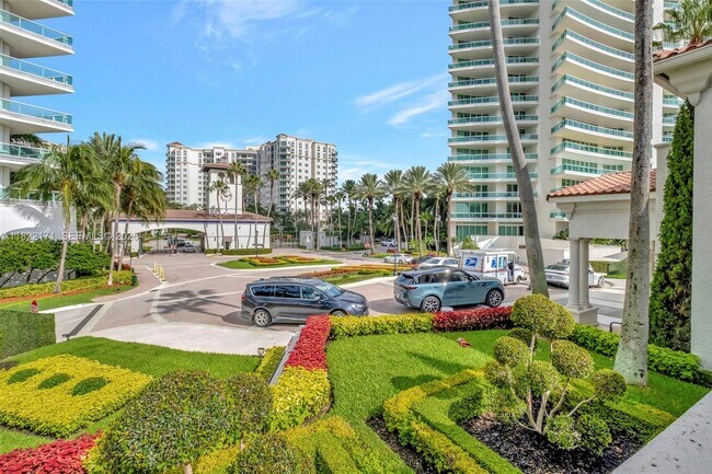 Building Photo - 19925 NE 39th Pl