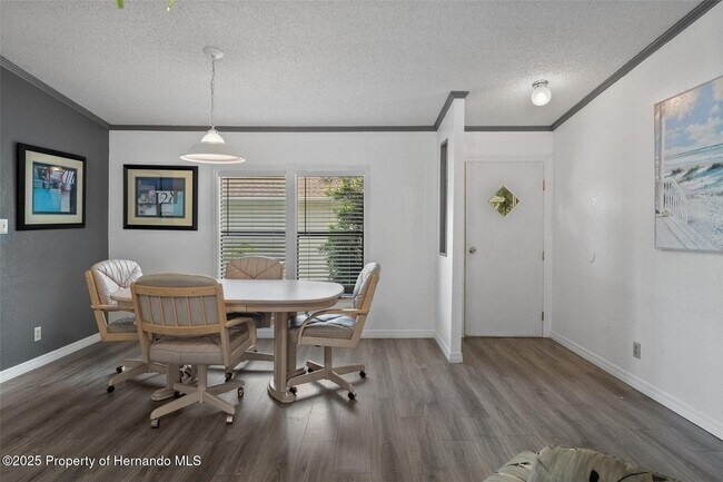 Building Photo - 6901 Richard Dr