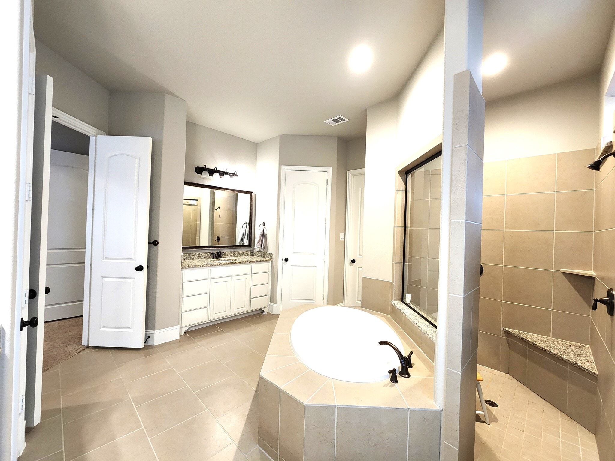 Master bath - 7163 Split Rein Rd