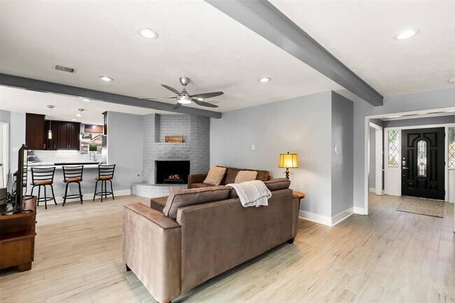 Building Photo - 12423 Honeywood Trail