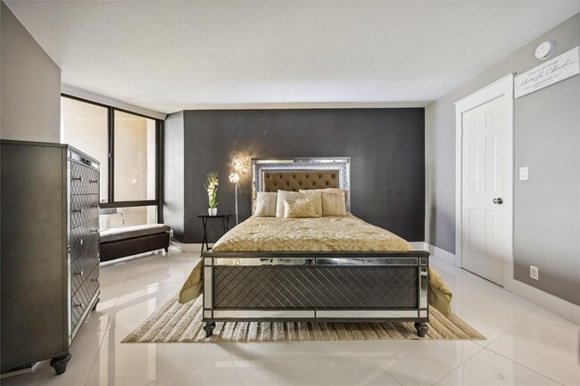 Building Photo - 3525 Sage Rd