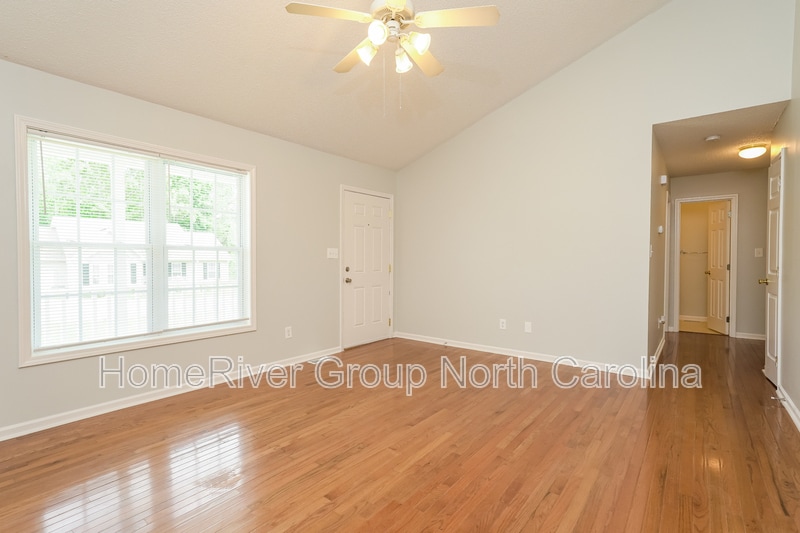 Building Photo - 4735 Beckel Rd