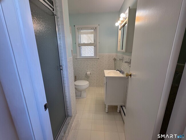 Building Photo - 967 Derby-Milford Rd