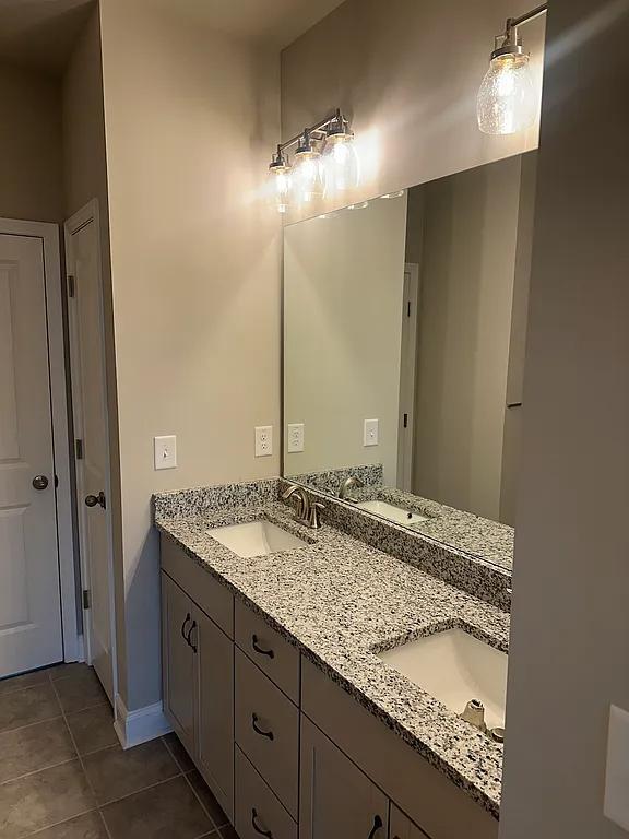 Building Photo - 1519 Windward Dr