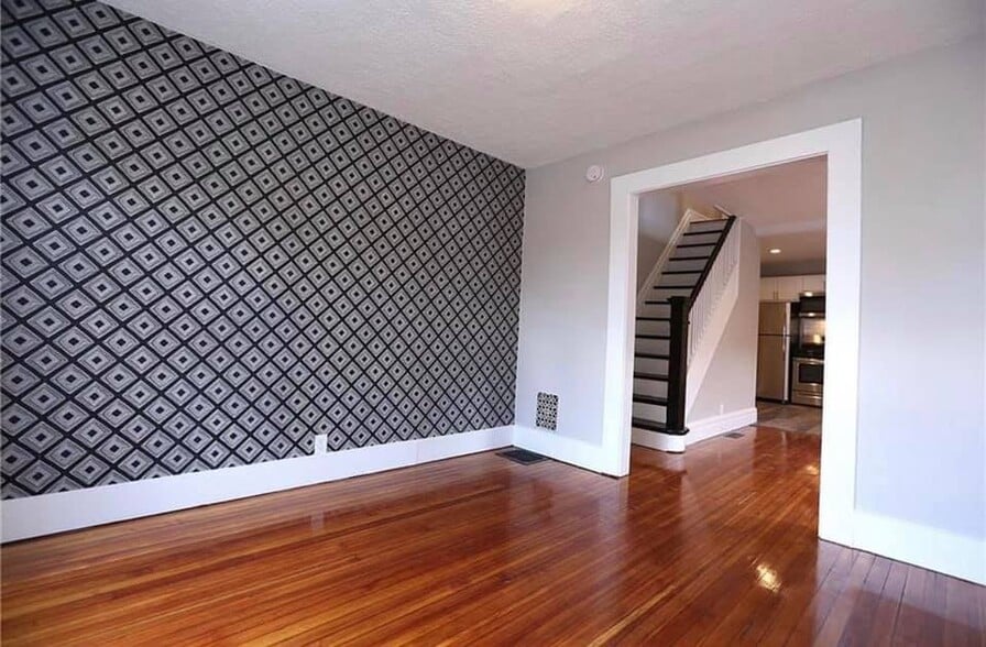 Building Photo - 1 Stebbins St