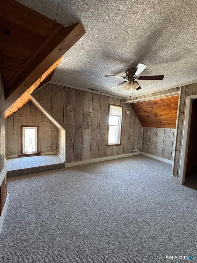 Building Photo - 87 Hill St