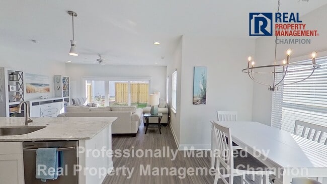 Building Photo - Newly Constructed Luxury Townhomes in Porters Neck