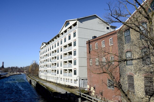 Primary Photo - Live the Manayunk lifestyle you’ve been dr...