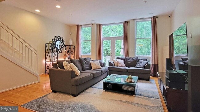 Building Photo - 2010 N Westmoreland St