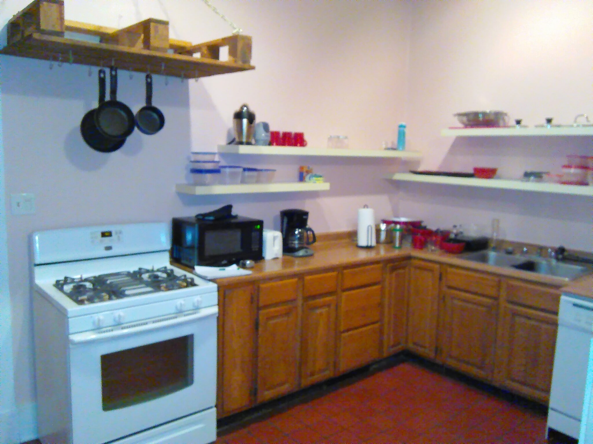 Building Photo - 1344 Main St