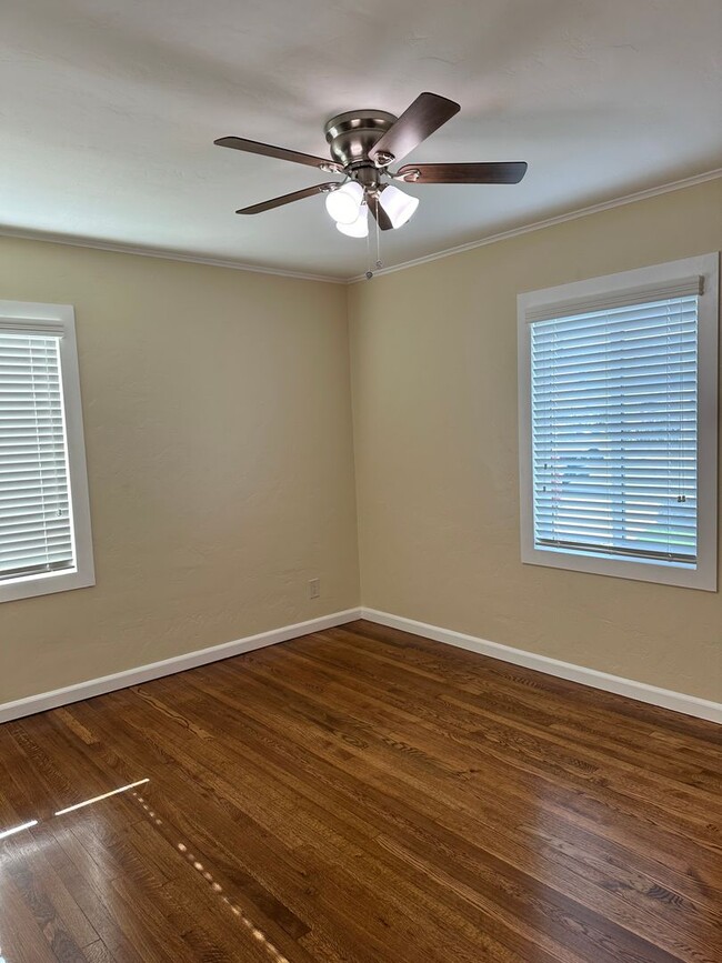 Building Photo - 317 Richfield Ave