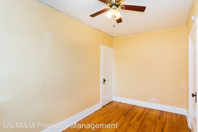 Building Photo - 6301-6305 Roosevelt Rd