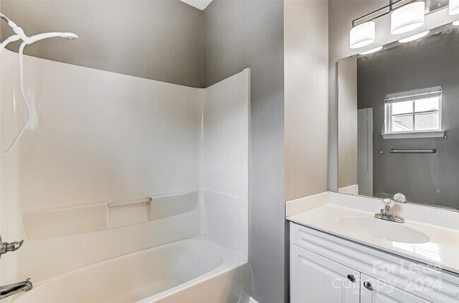 Building Photo - 6429 Mallard View Ln
