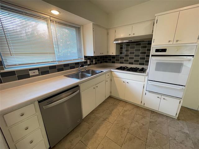 Building Photo - 2612 Avenida Loop