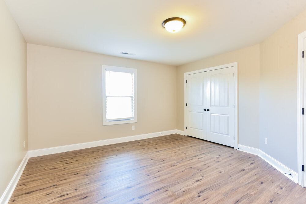 Building Photo - 575 Hollandale Rd