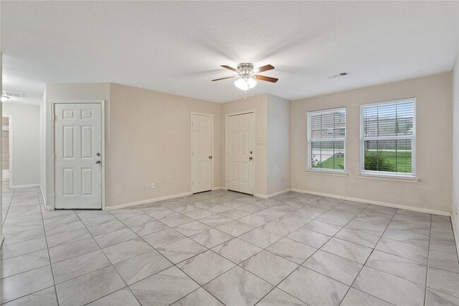 Building Photo - 12502 Hackberry Dr