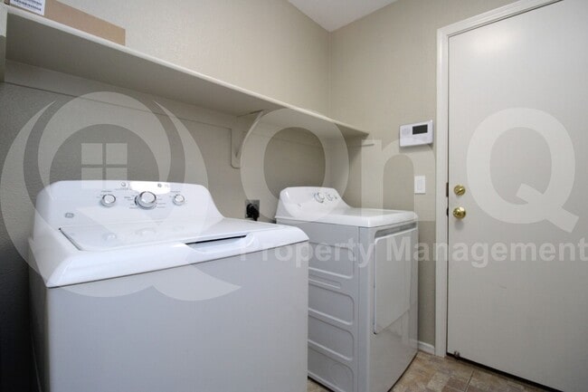 Building Photo - 20891 N 84th Dr