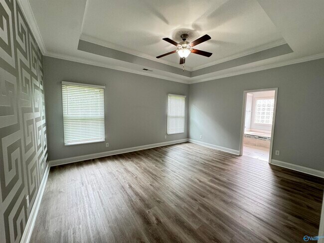 Building Photo - 418 Fern Terrace NW