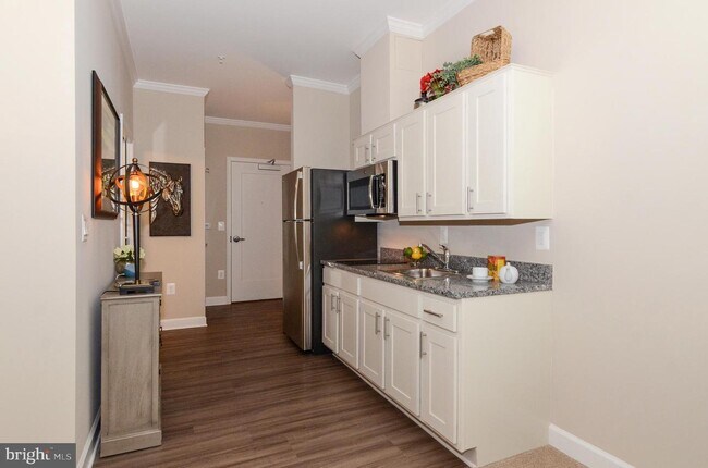 Building Photo - 2222 Colts Neck Rd