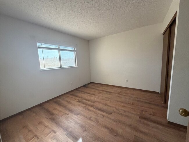 Building Photo - 2765 Cll De Mercado