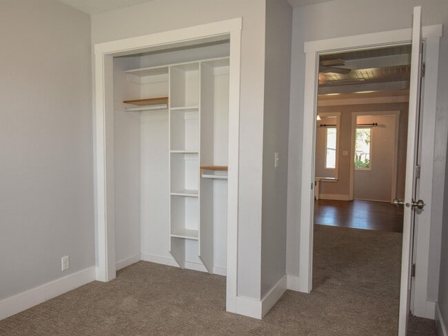 Building Photo - 56 N 400 W