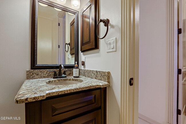 Building Photo - 13452 Emerald Falls Dr