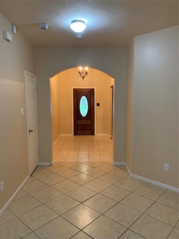 Building Photo - 5429 Lilac Grove Ln