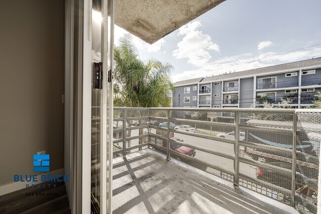 Building Photo - 8430 Cedros Ave