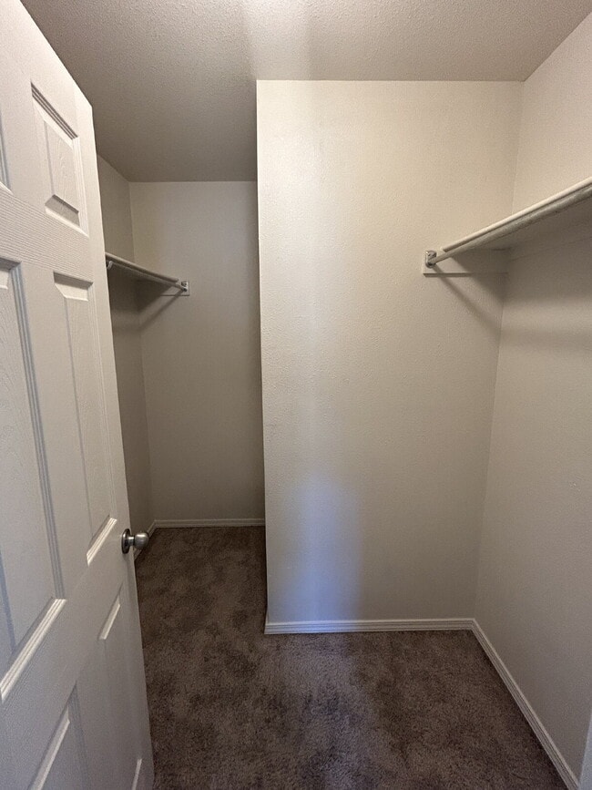 Building Photo - 2421 Judes Wy