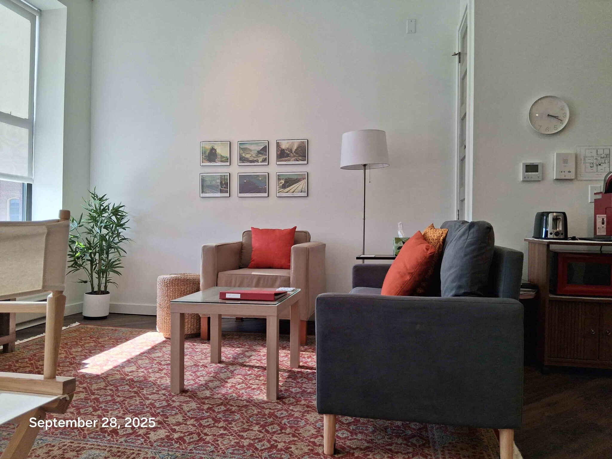 Living area - 818 12th St