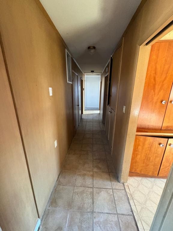 Building Photo - 603 E Maple St