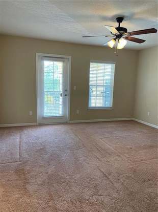 Building Photo - 11992 Lorenza Ln