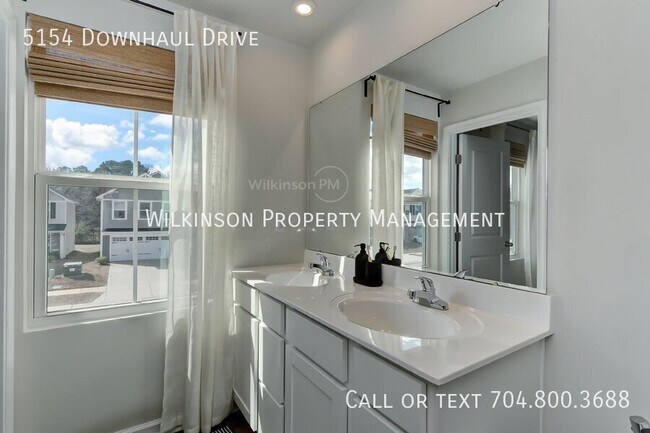 Building Photo - 5154 Downhaul Dr