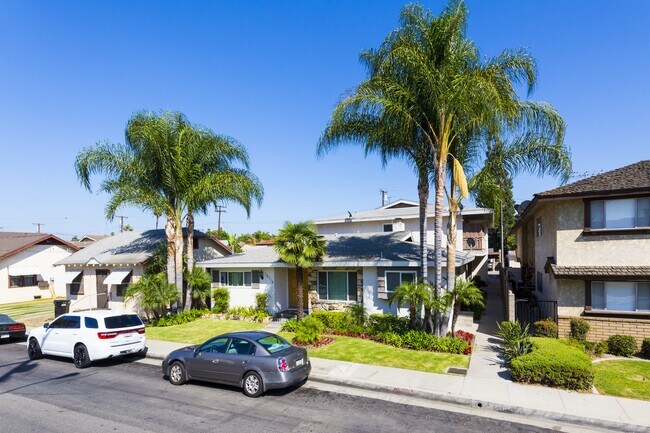 Building Photo - Downey Apts