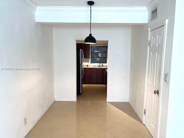 Building Photo - 2600 S Ocean Dr