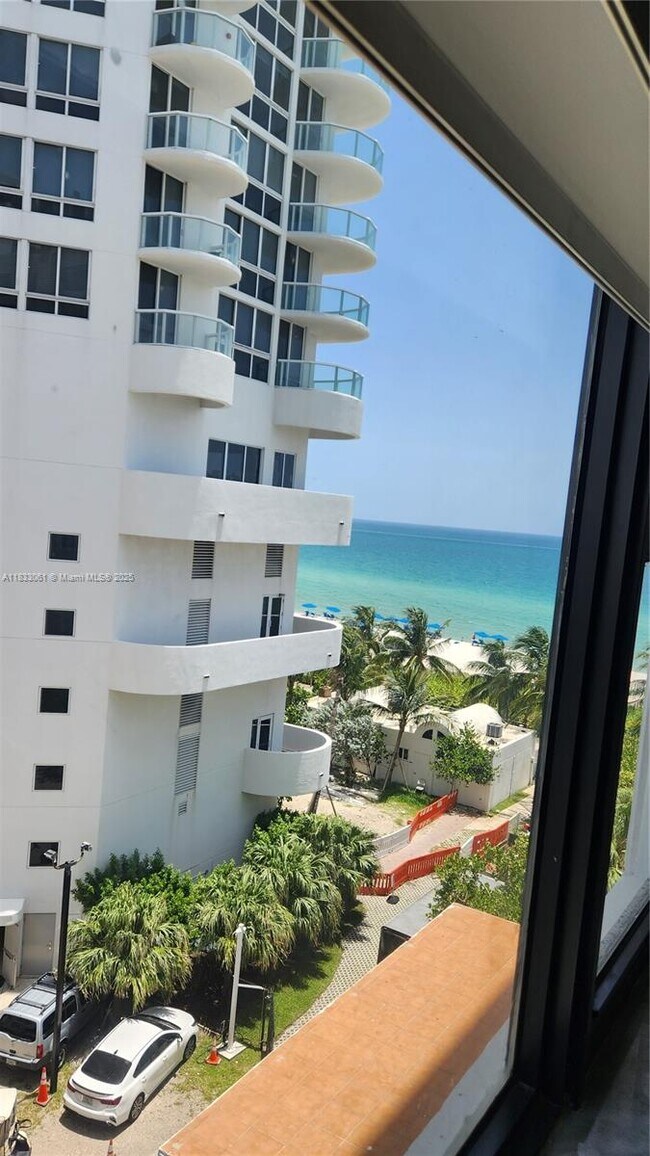Building Photo - 6345 Collins Ave