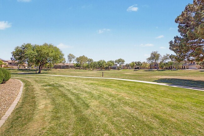 Building Photo - 4161 S Luiseno Blvd