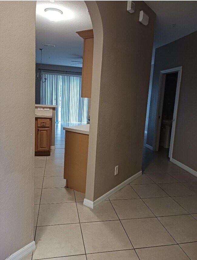 Building Photo - 795 Pipers Cay Dr
