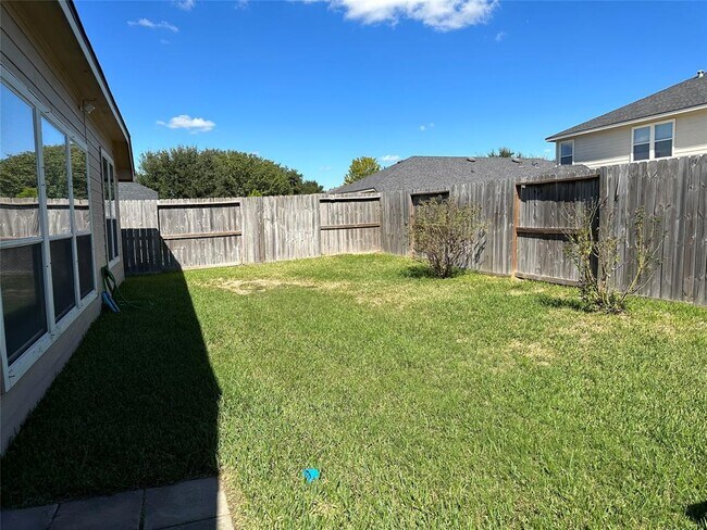 Building Photo - 1619 Mills Pass Way