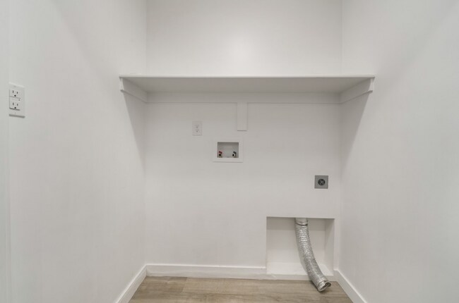 Building Photo - 3-Bedroom Home in Prime Lehi Location