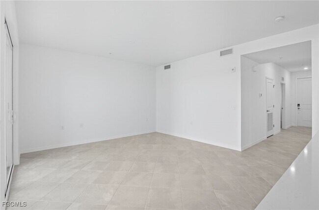 Building Photo - 18451 Copperhead Dr