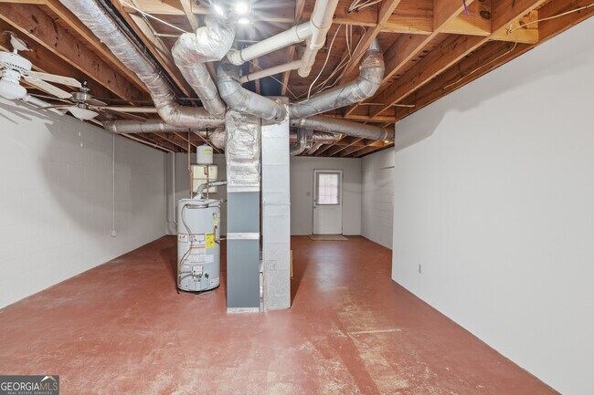 Building Photo - 1100 Westfield Trace