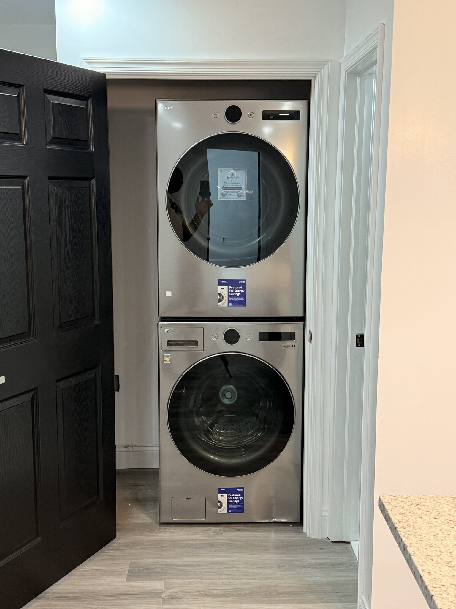 Laundry - 2907 Bridgewater Dr