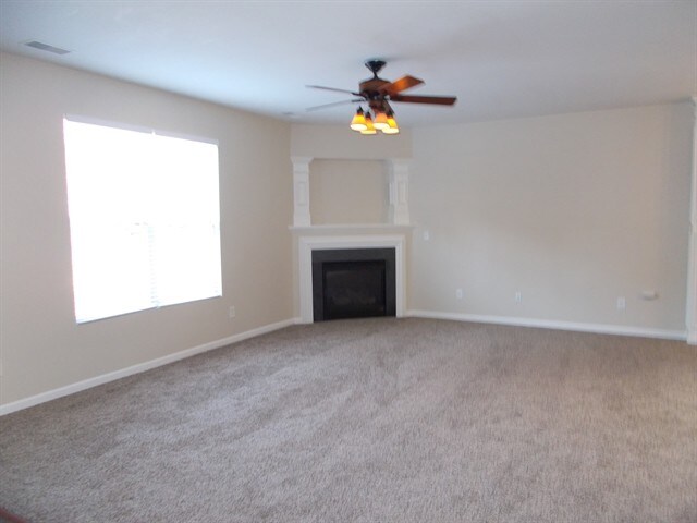 Building Photo - 4003 Saphire Ln