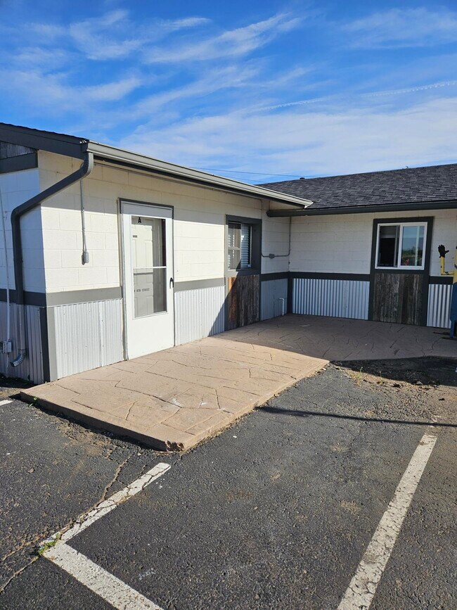 Exterior Front Door - 204 8th St